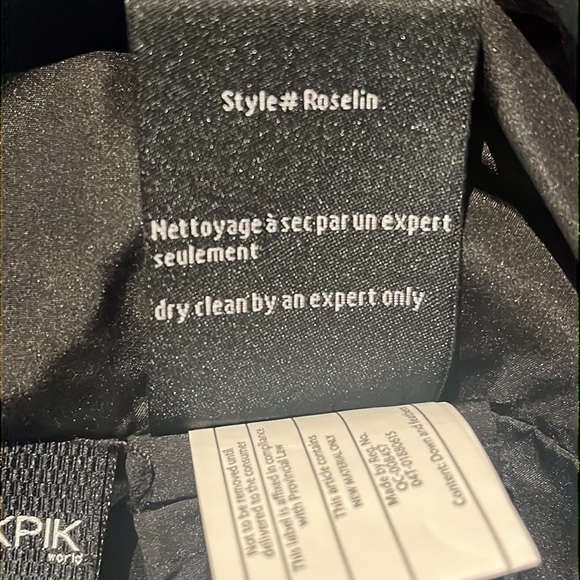 Women’s OOKPIK Parka - Picture 14 of 16